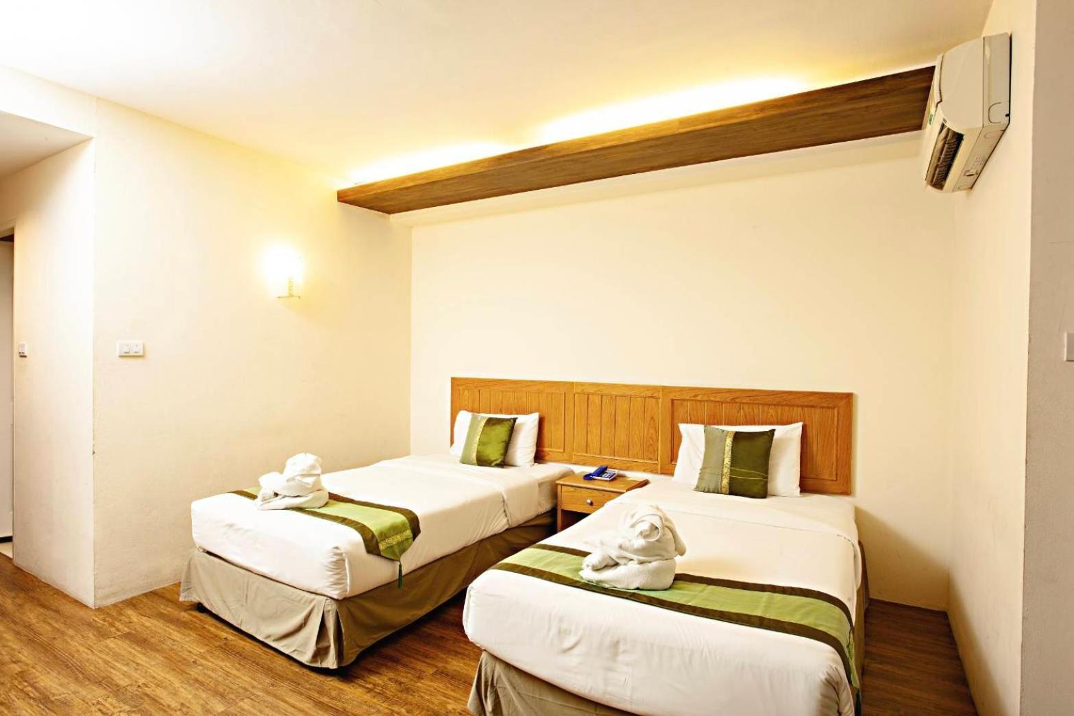 Tm Land Hotel Ayutthaya Eksteriør billede