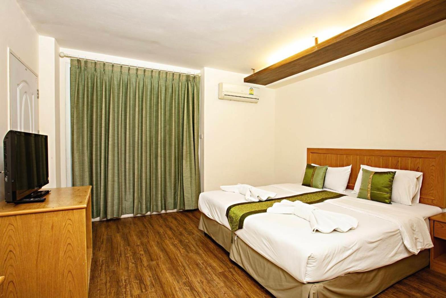 Tm Land Hotel Ayutthaya Eksteriør billede