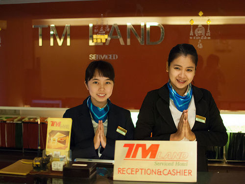 Tm Land Hotel Ayutthaya Eksteriør billede